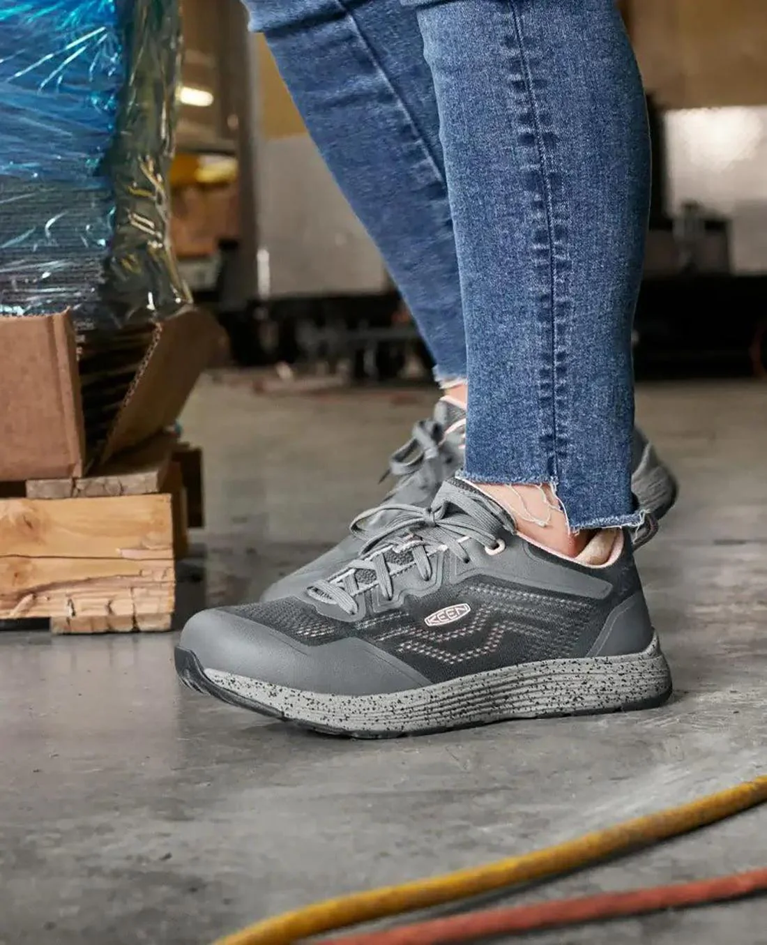 Women's Sparta 2 Aluminun-Toe Grey Peach Whip Keen - Image 7